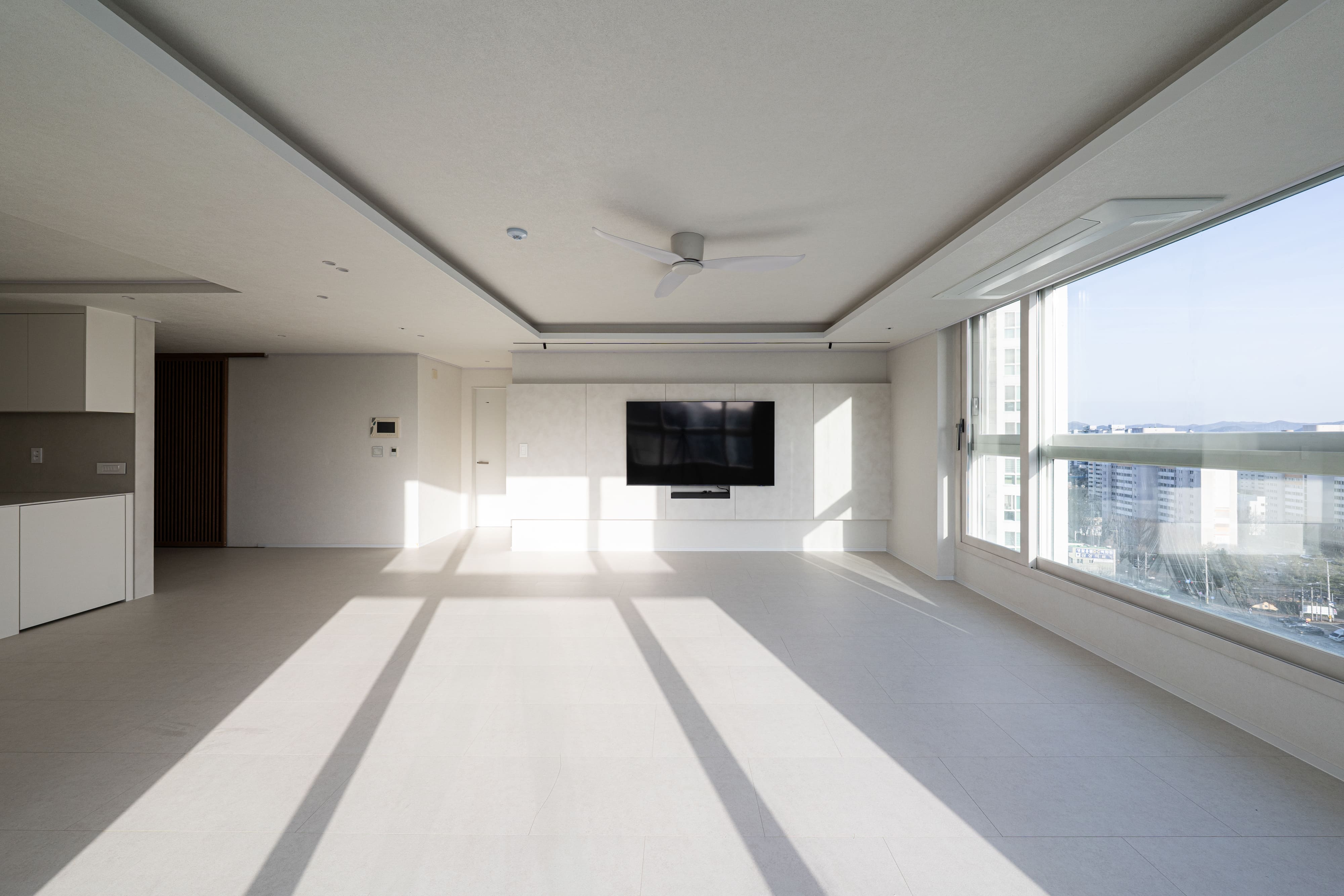 /user/d/designholic/editor/2603/6de5a8facdfc8c0369a31a52b5a096ef_1773821307_7971.jpg 이미지크게보기