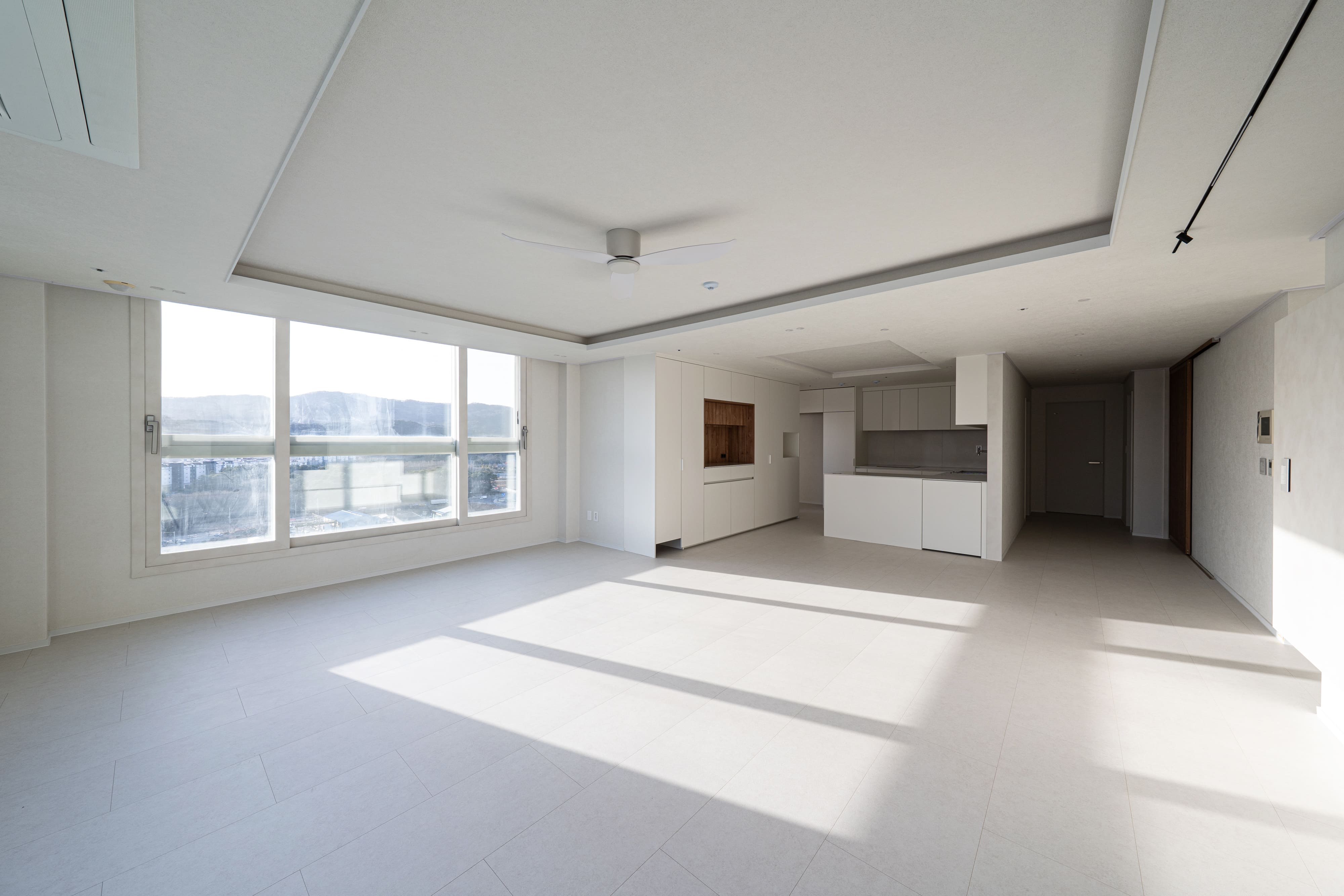 /user/d/designholic/editor/2603/6de5a8facdfc8c0369a31a52b5a096ef_1773821308_9269.jpg 이미지크게보기