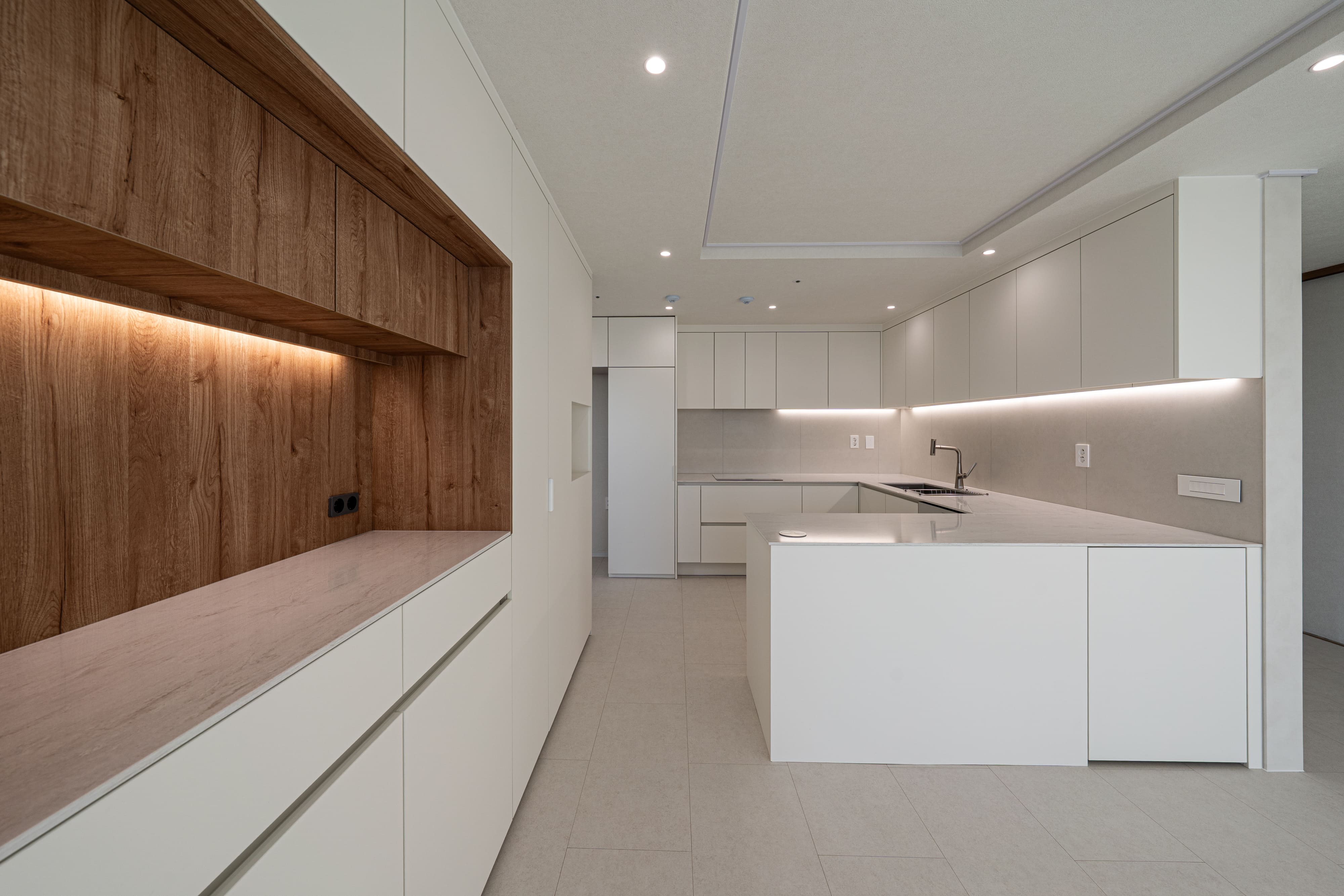 /user/d/designholic/editor/2603/6de5a8facdfc8c0369a31a52b5a096ef_1773821335_6881.jpg 이미지크게보기