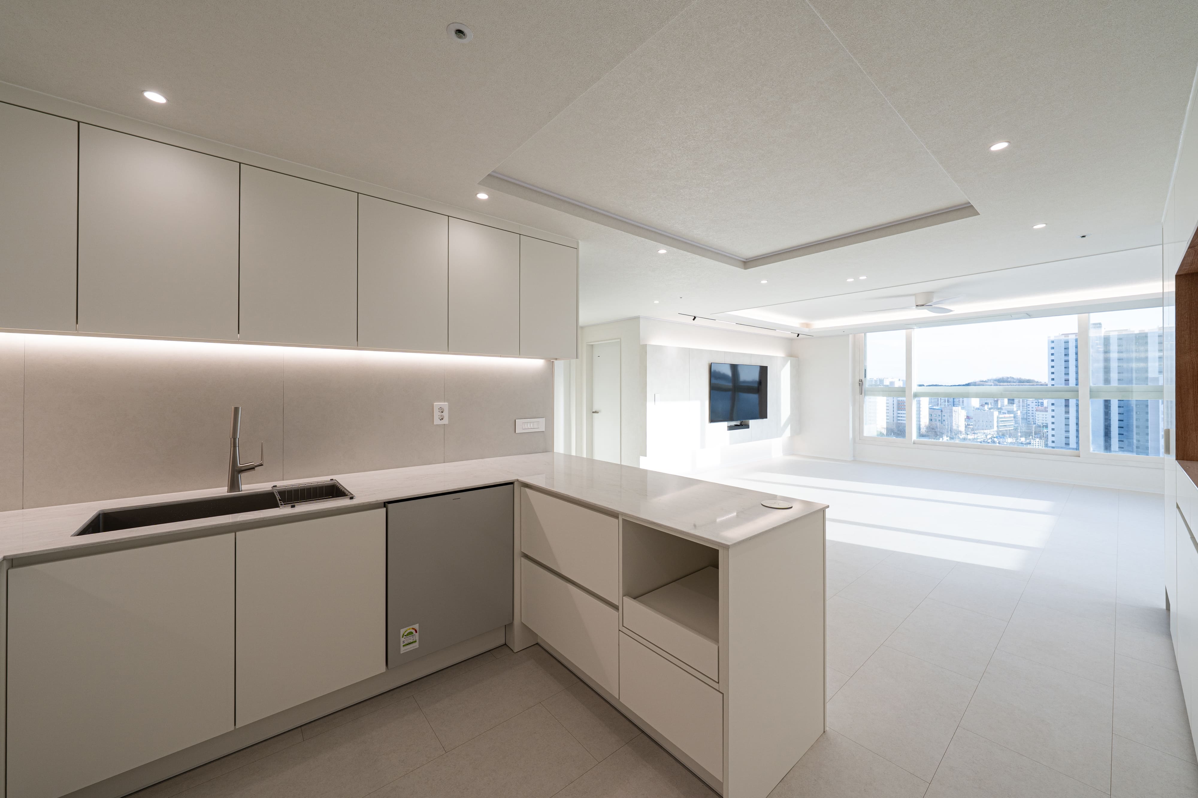 /user/d/designholic/editor/2603/6de5a8facdfc8c0369a31a52b5a096ef_1773821337_6448.jpg 이미지크게보기