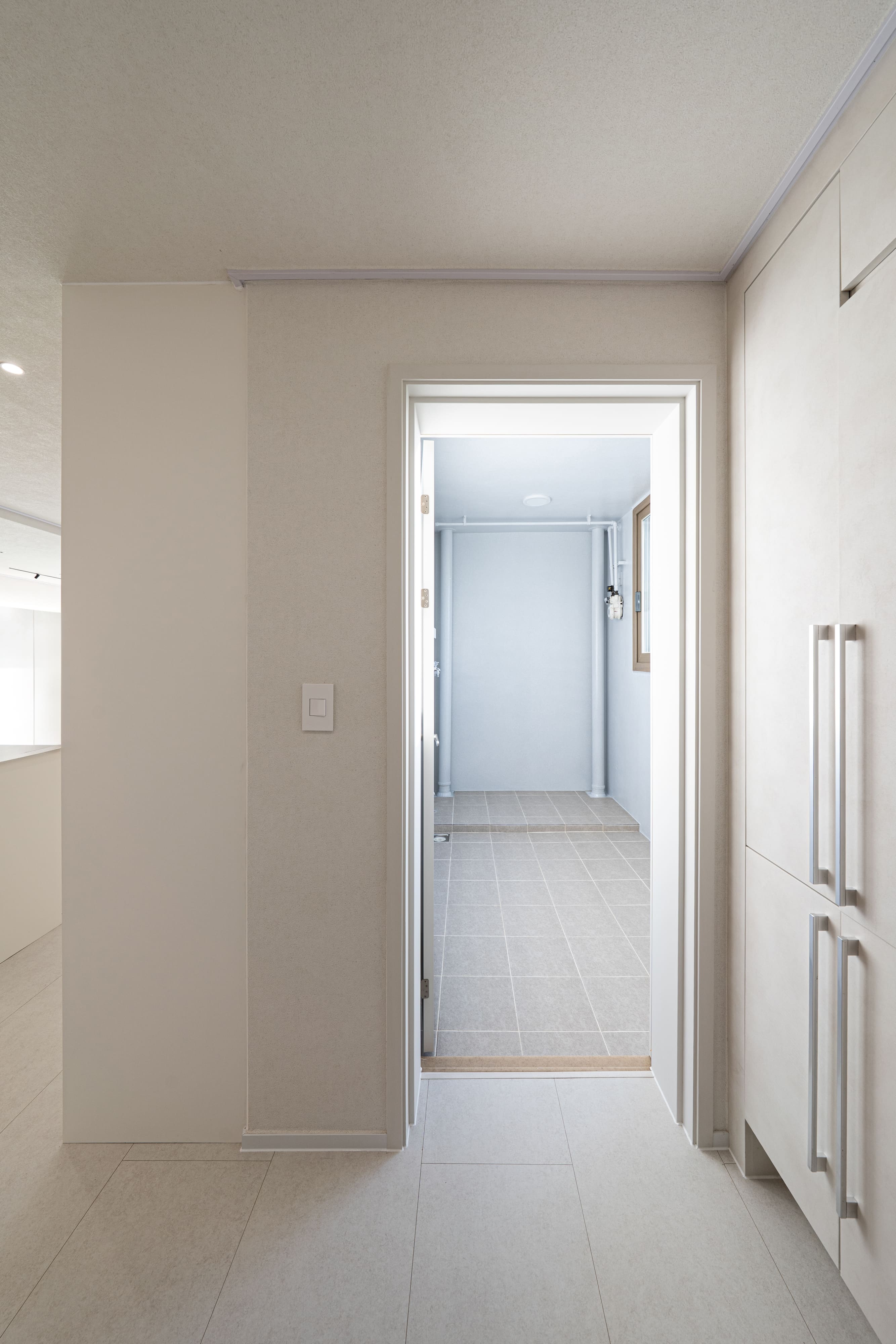 /user/d/designholic/editor/2603/6de5a8facdfc8c0369a31a52b5a096ef_1773821368_4822.jpg 이미지크게보기