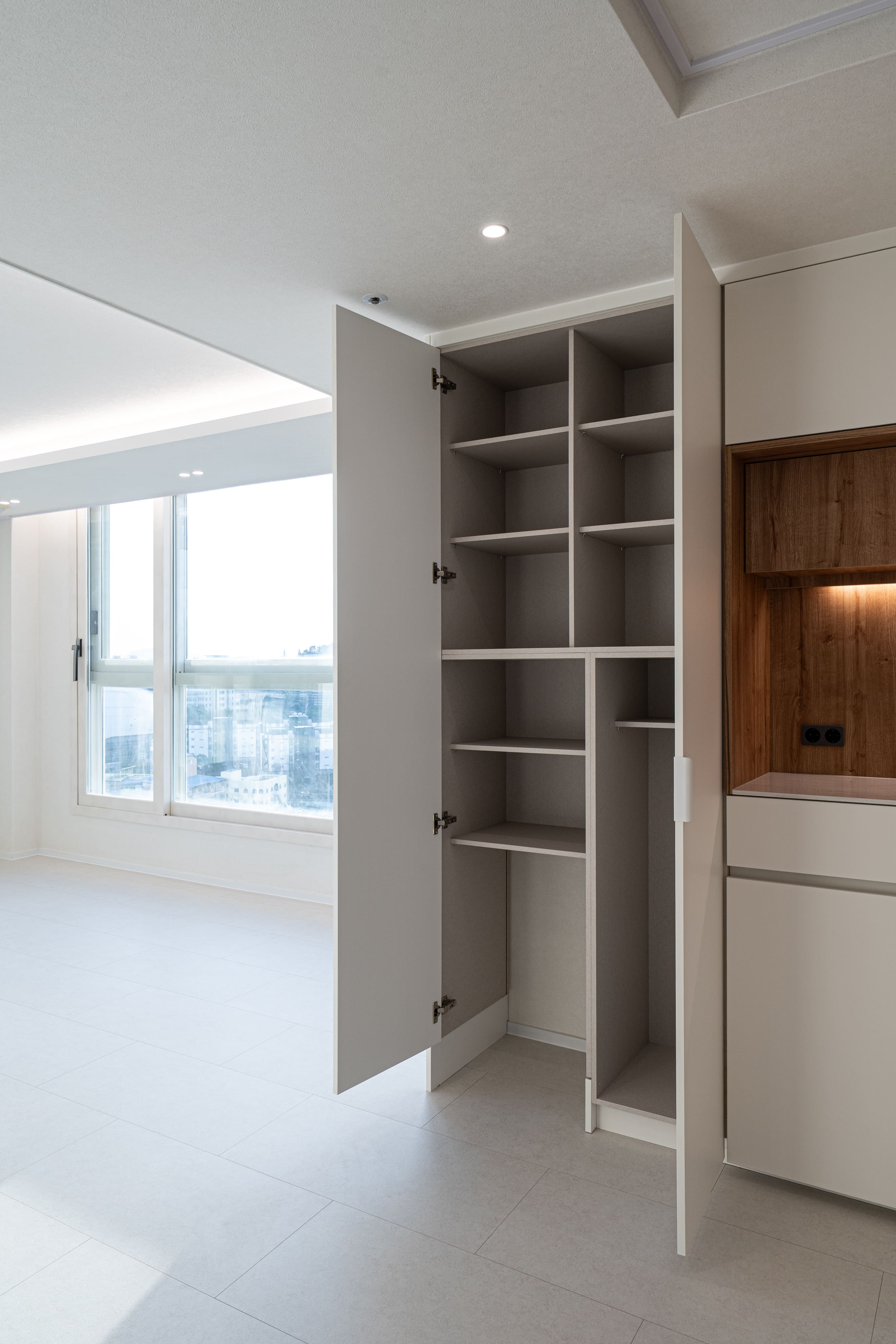 /user/d/designholic/editor/2603/6de5a8facdfc8c0369a31a52b5a096ef_1773821369_956.jpg 이미지크게보기