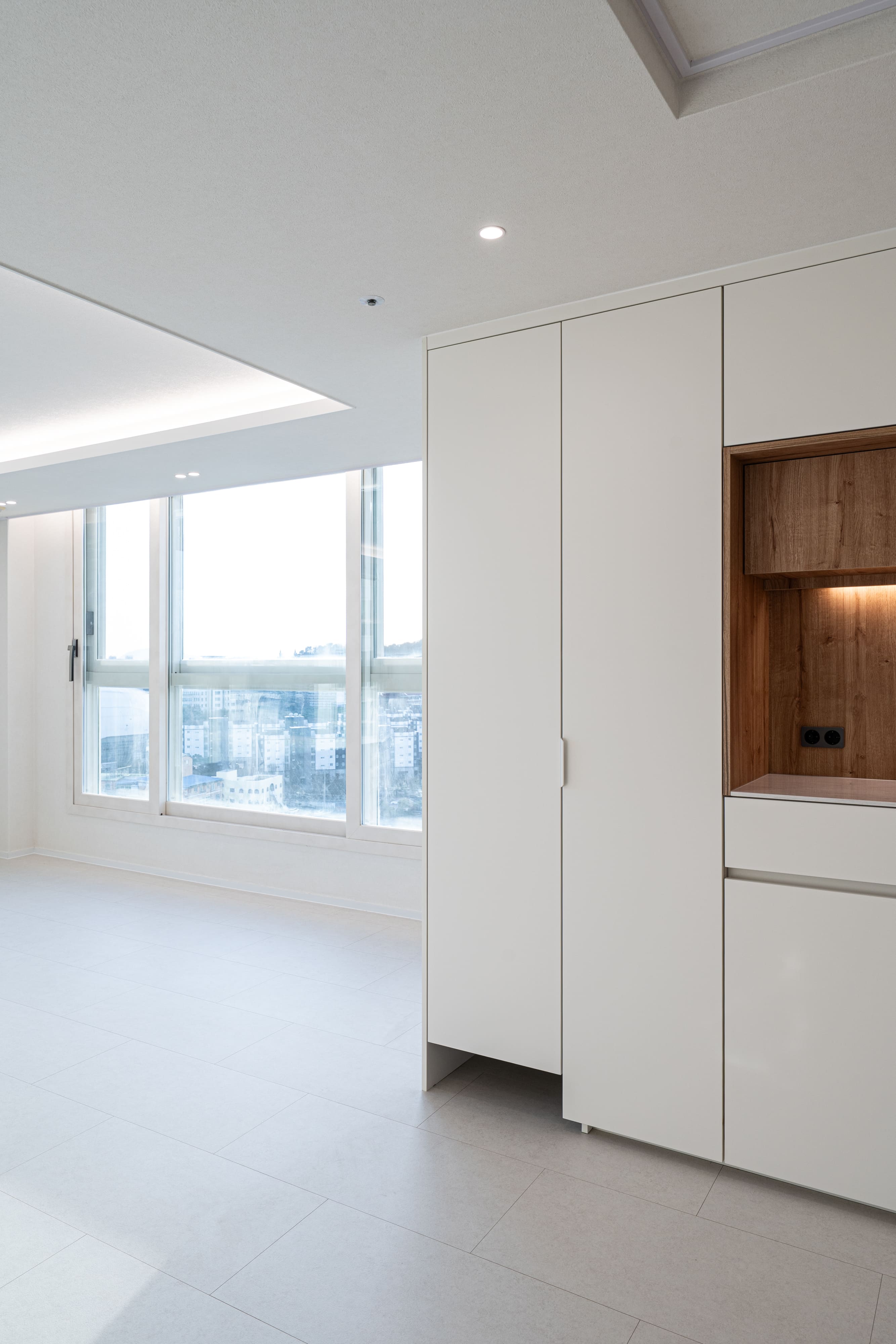 /user/d/designholic/editor/2603/6de5a8facdfc8c0369a31a52b5a096ef_1773821370_5056.jpg 이미지크게보기