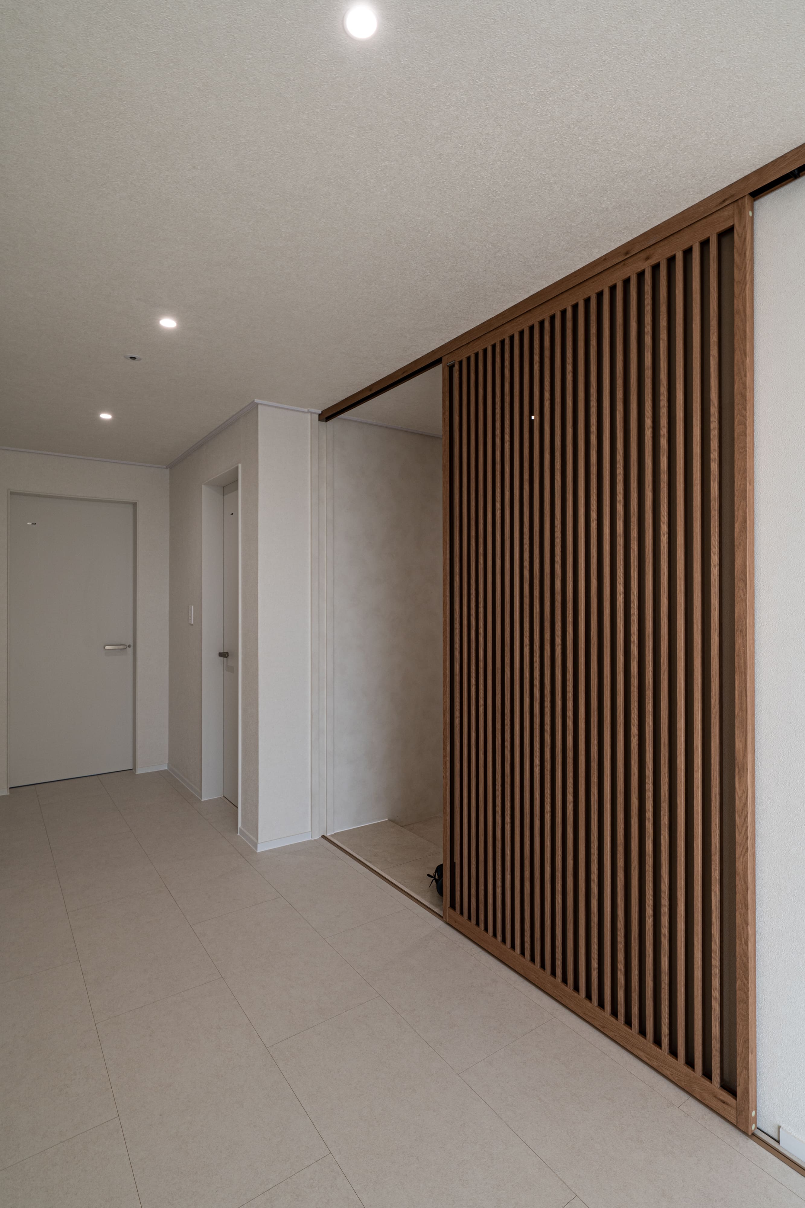 /user/d/designholic/editor/2603/6de5a8facdfc8c0369a31a52b5a096ef_1773821374_3184.jpg 이미지크게보기