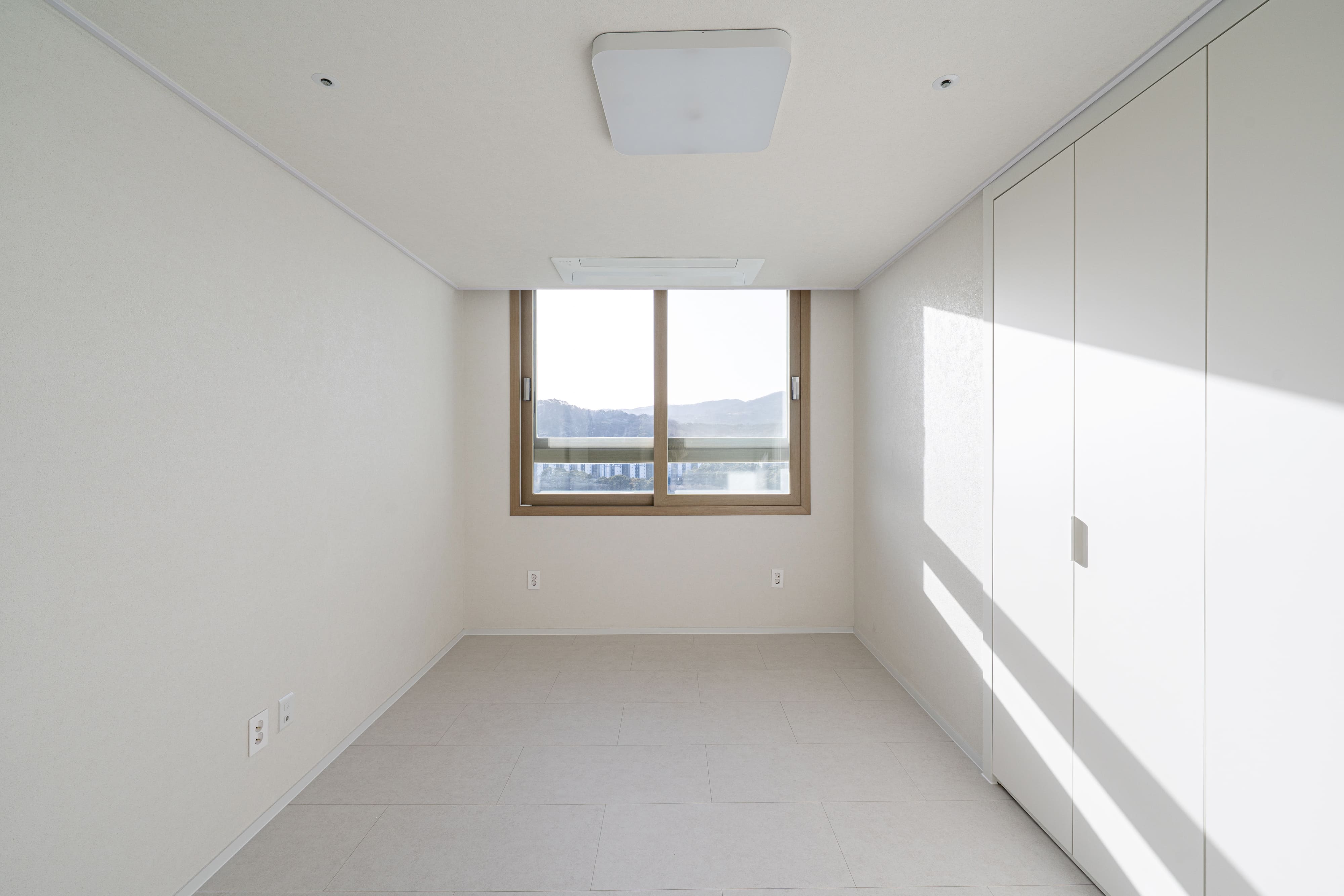 /user/d/designholic/editor/2603/6de5a8facdfc8c0369a31a52b5a096ef_1773821414_5429.jpg 이미지크게보기