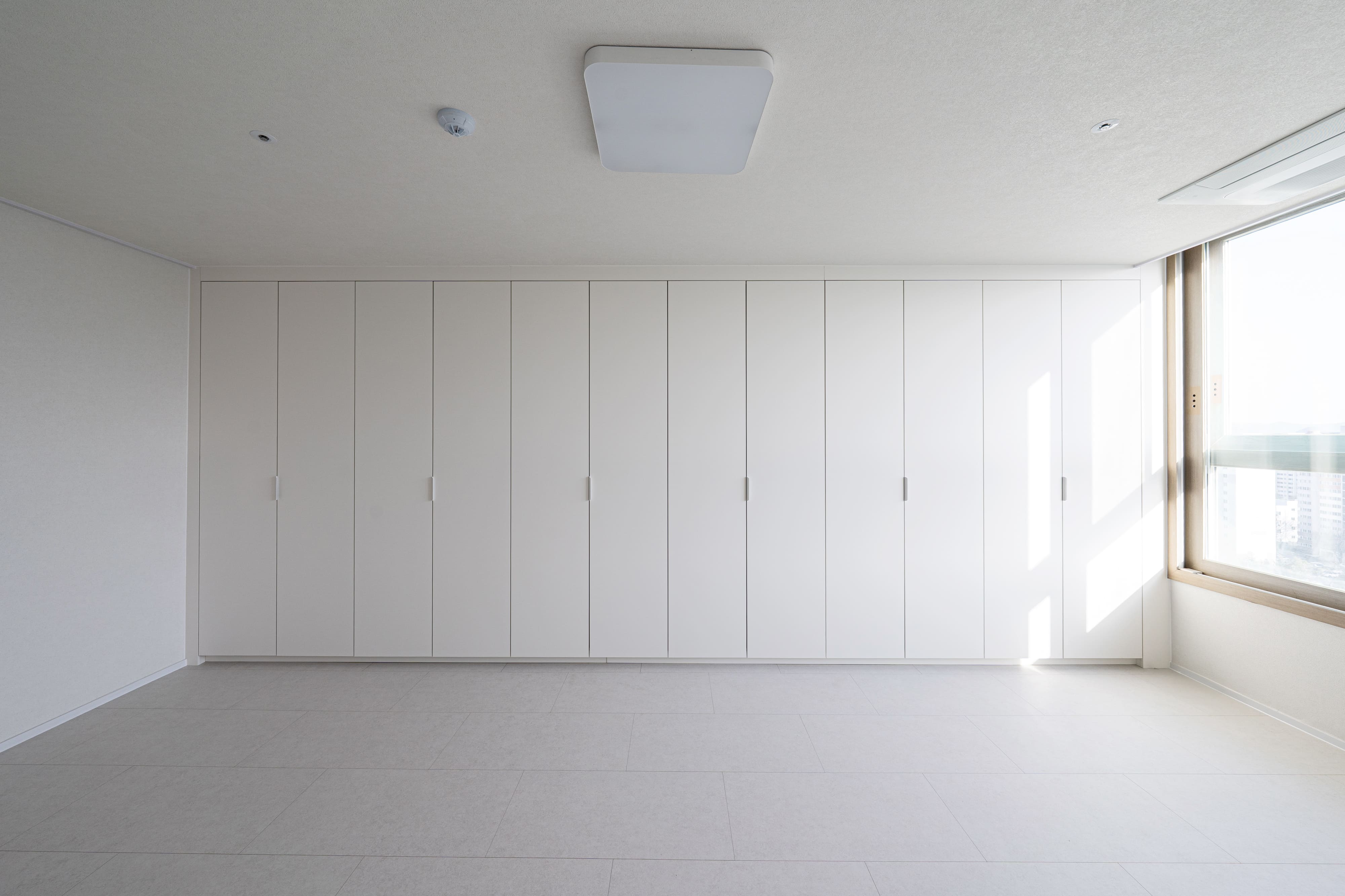 /user/d/designholic/editor/2603/6de5a8facdfc8c0369a31a52b5a096ef_1773821418_4505.jpg 이미지크게보기