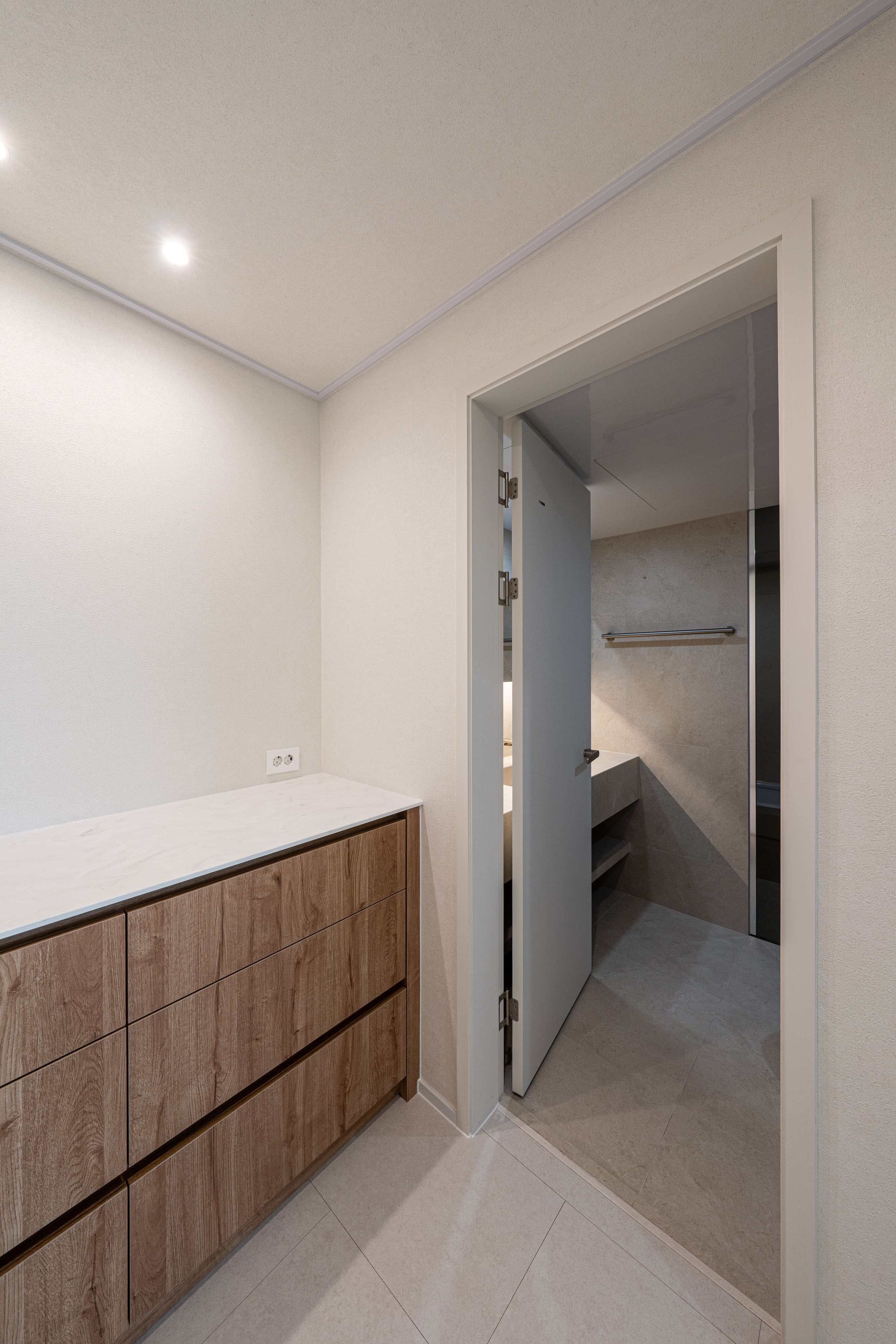 /user/d/designholic/editor/2603/6de5a8facdfc8c0369a31a52b5a096ef_1773821681_7716.jpg 이미지크게보기