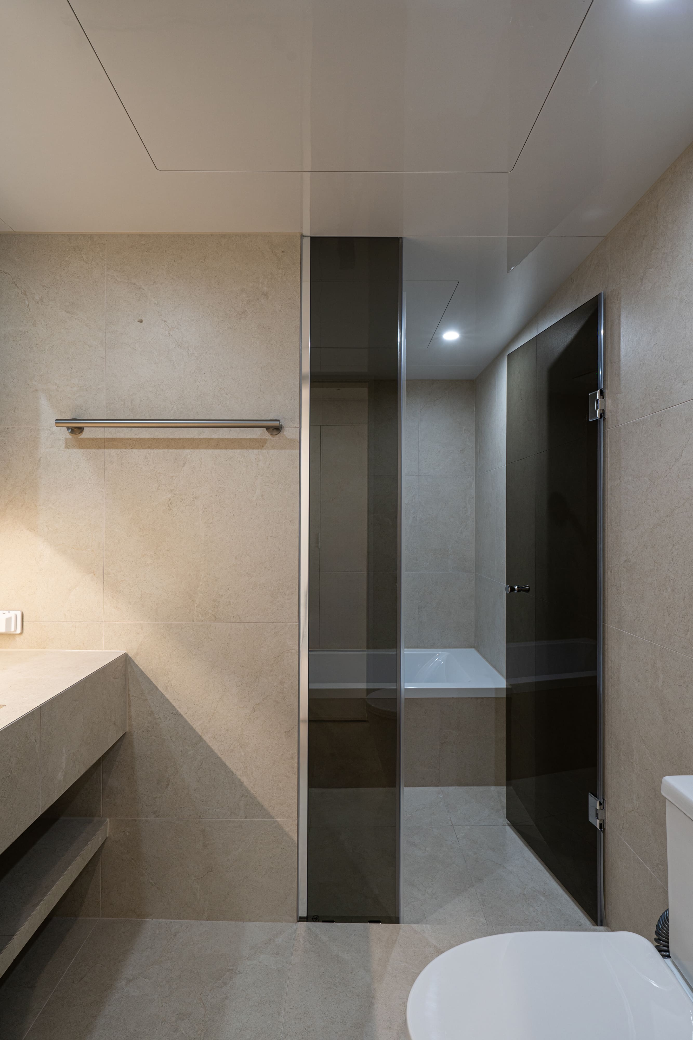 /user/d/designholic/editor/2603/6de5a8facdfc8c0369a31a52b5a096ef_1773821683_5279.jpg 이미지크게보기