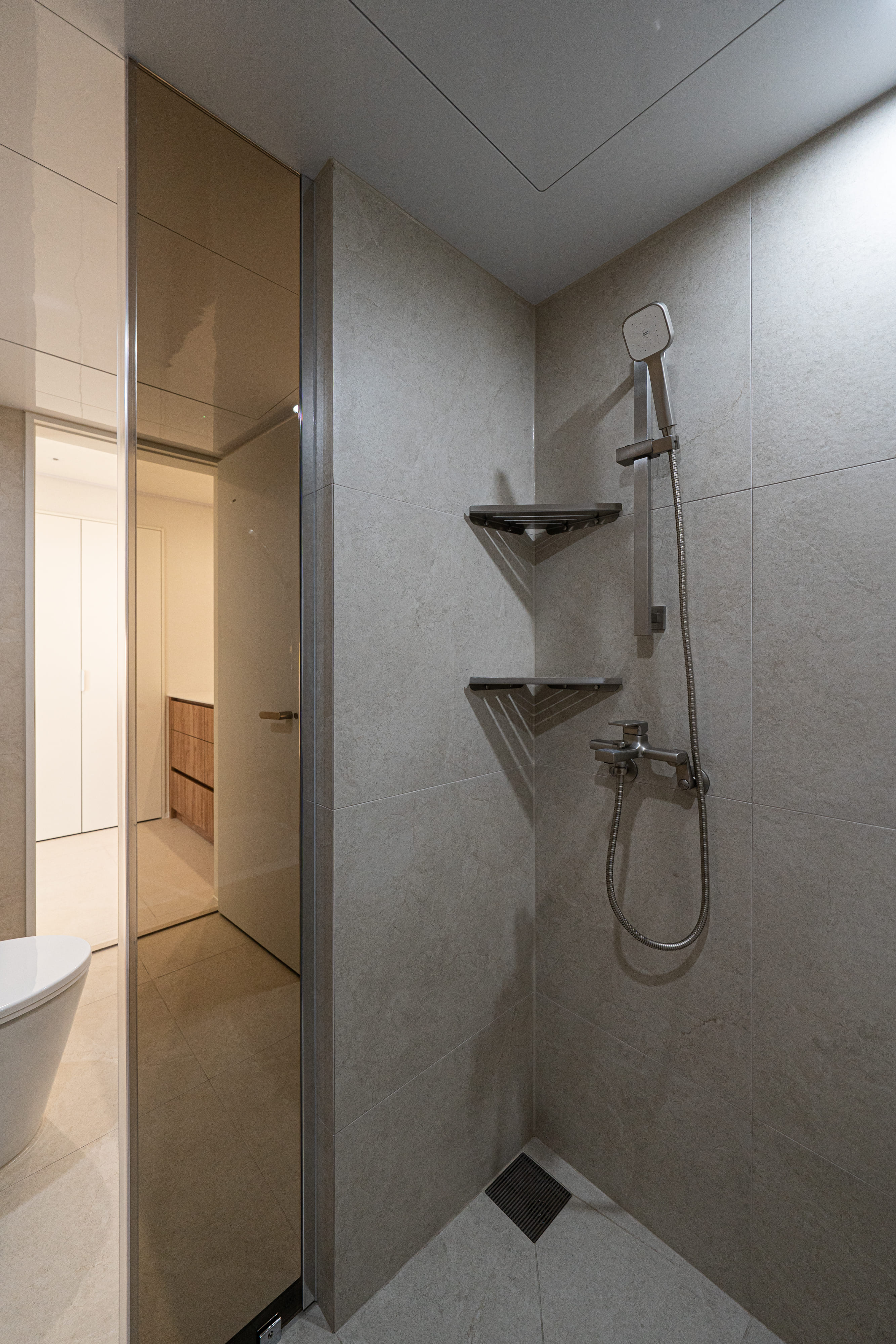 /user/d/designholic/editor/2603/6de5a8facdfc8c0369a31a52b5a096ef_1773821687_1247.jpg 이미지크게보기